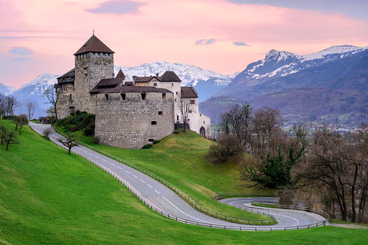 La libertad y la prosperidad en Liechtenstein: un análisis hoppeano -  Centro Mises (Mises Hispano) Centro Mises (Mises Hispano)